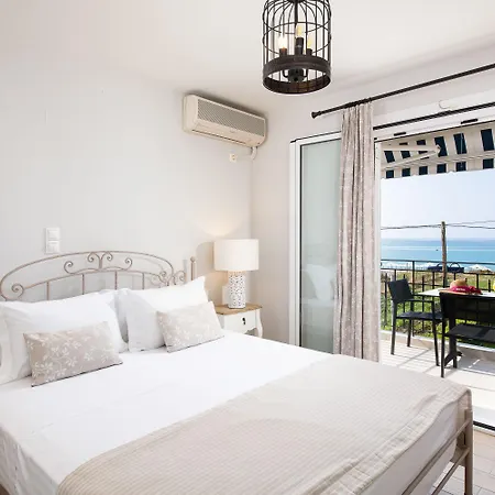 Barefoot Contessa Lourdata (Kefalonia)