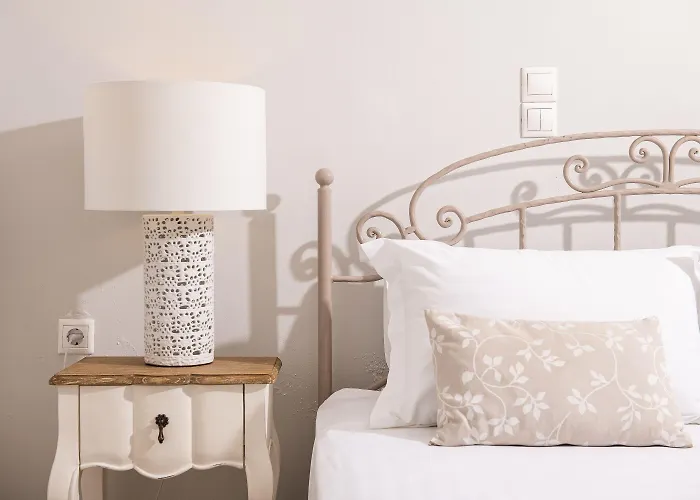 Barefoot Contessa Hotel Lourdata (Kefalonia)