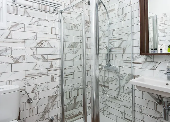 Barefoot Contessa Lourdata (Kefalonia)